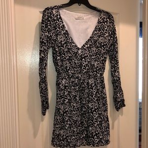 Abercrombie & Fitch V neck Dress